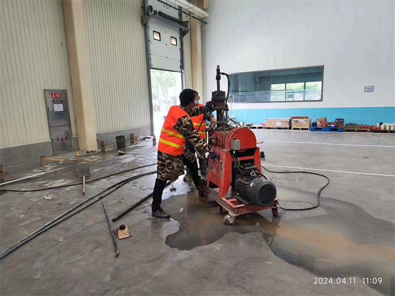 博兴厂房地面下沉塌陷注浆加固施工